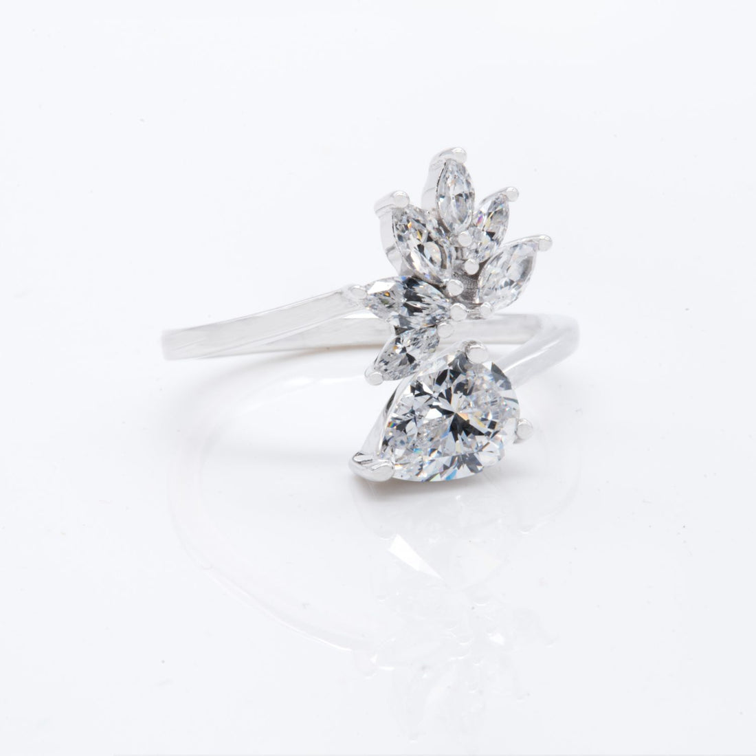 Floral Marquise Zircon Ring