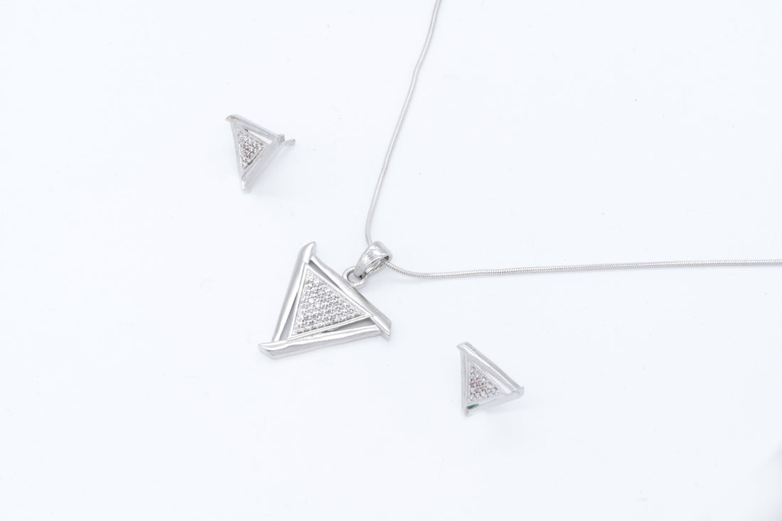 Trinity Gleam Set