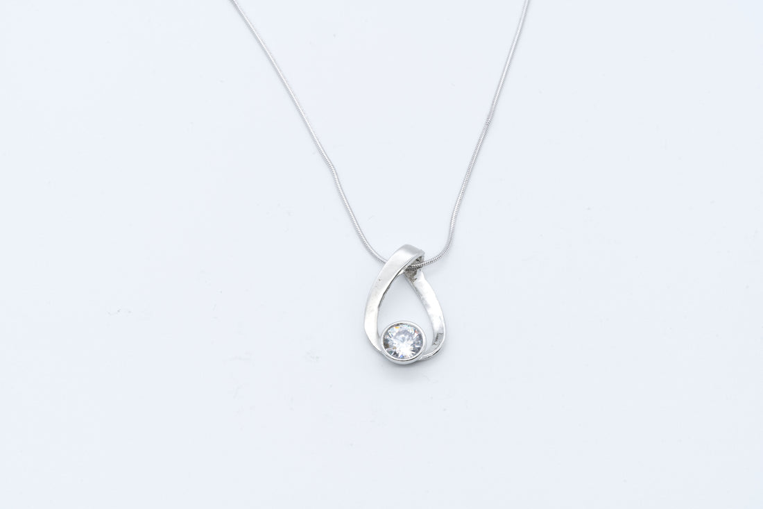 Elegant Teardrop Set