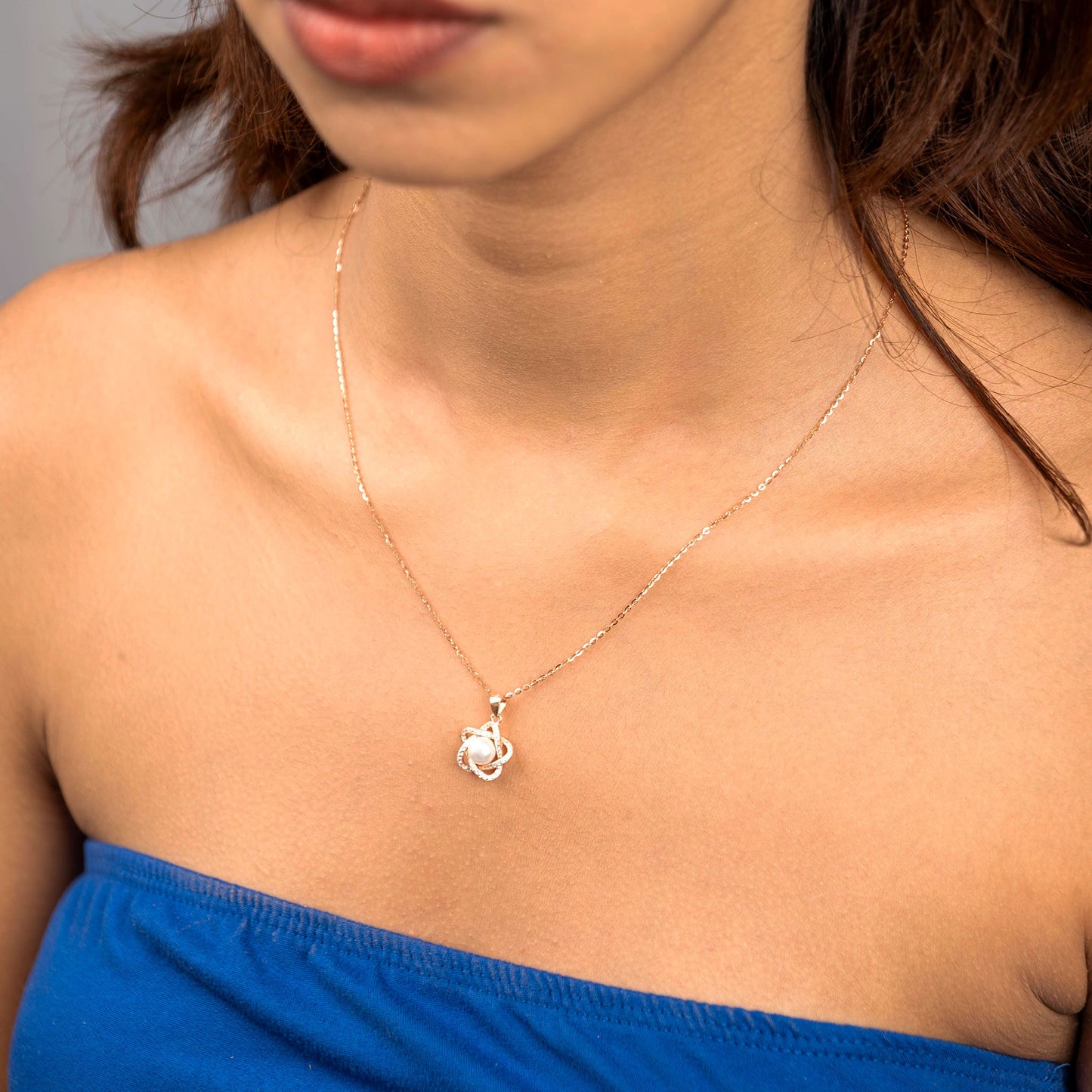 Eternal Pearl Knot