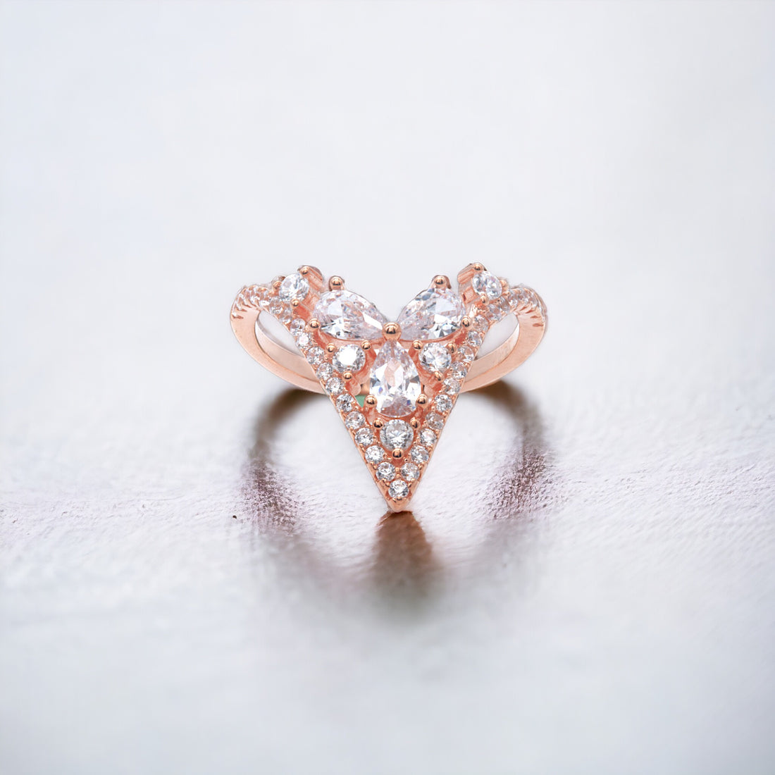 Vanki Sparkle Ring