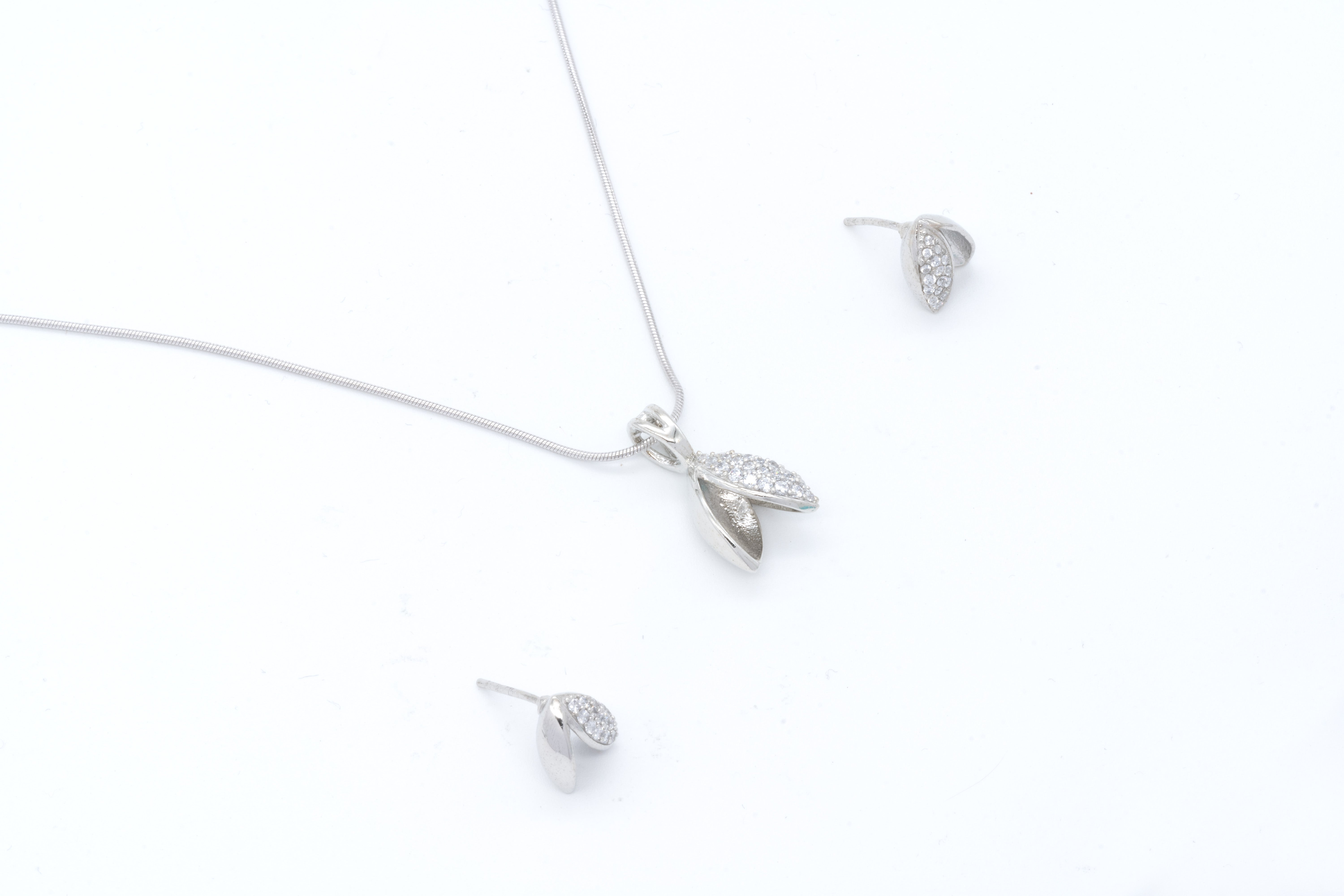 Silver Leaf Charm Set