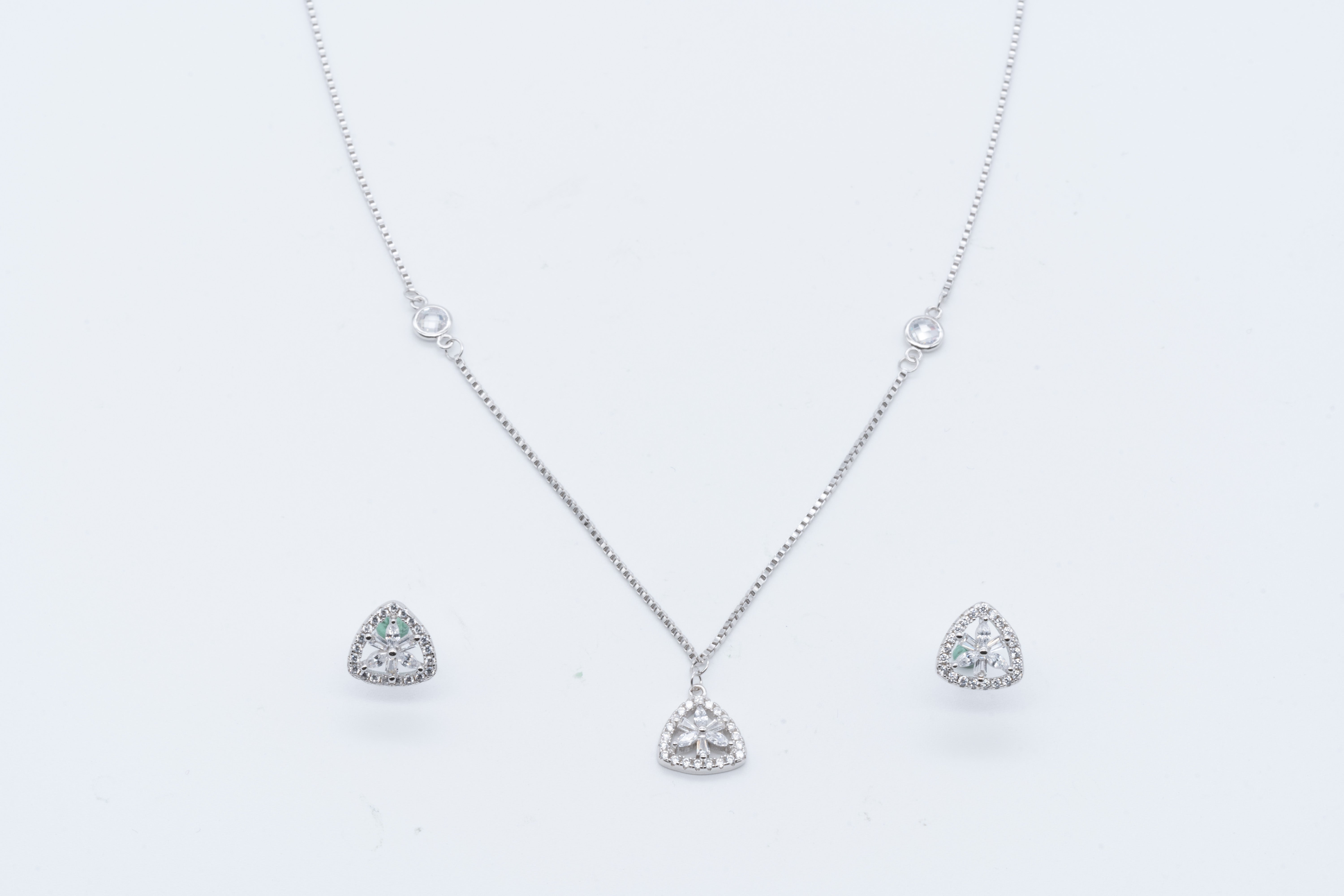 Triangular Elegance Set