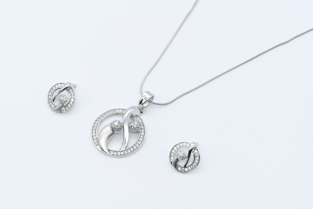 Eternal Embrace Set