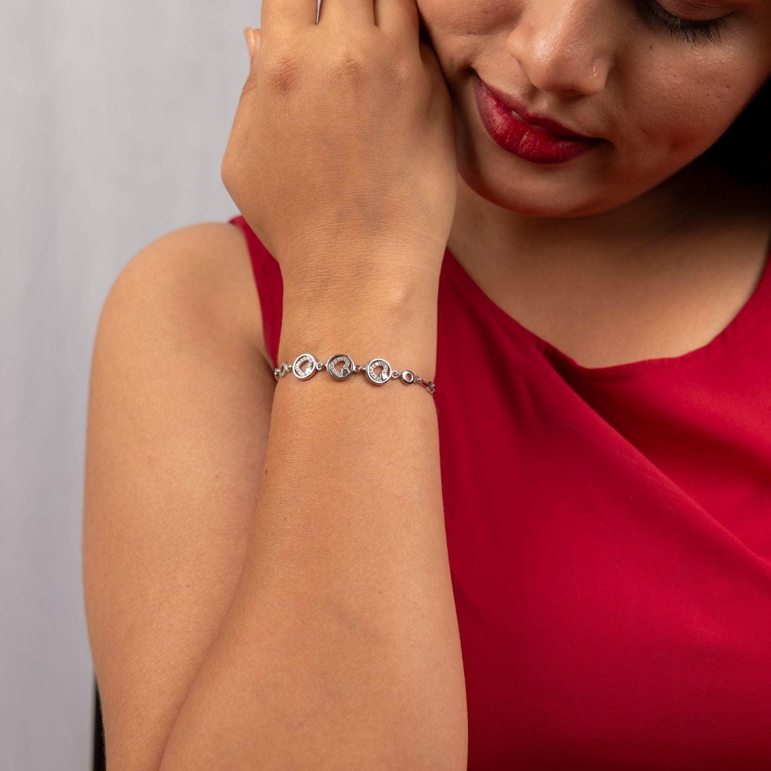 Circle of Elegance Bracelet