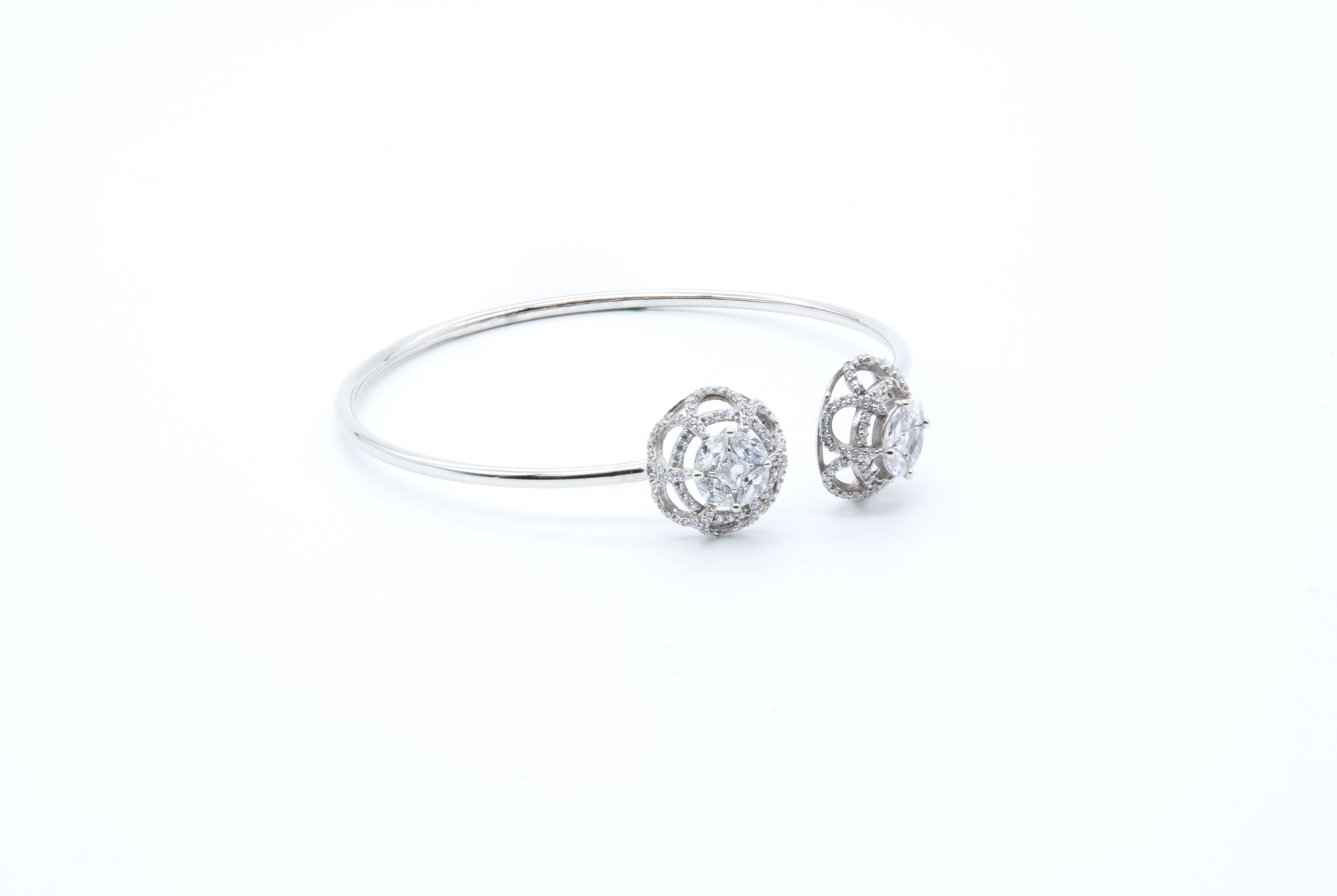 Radhika Twin Rose Bangle