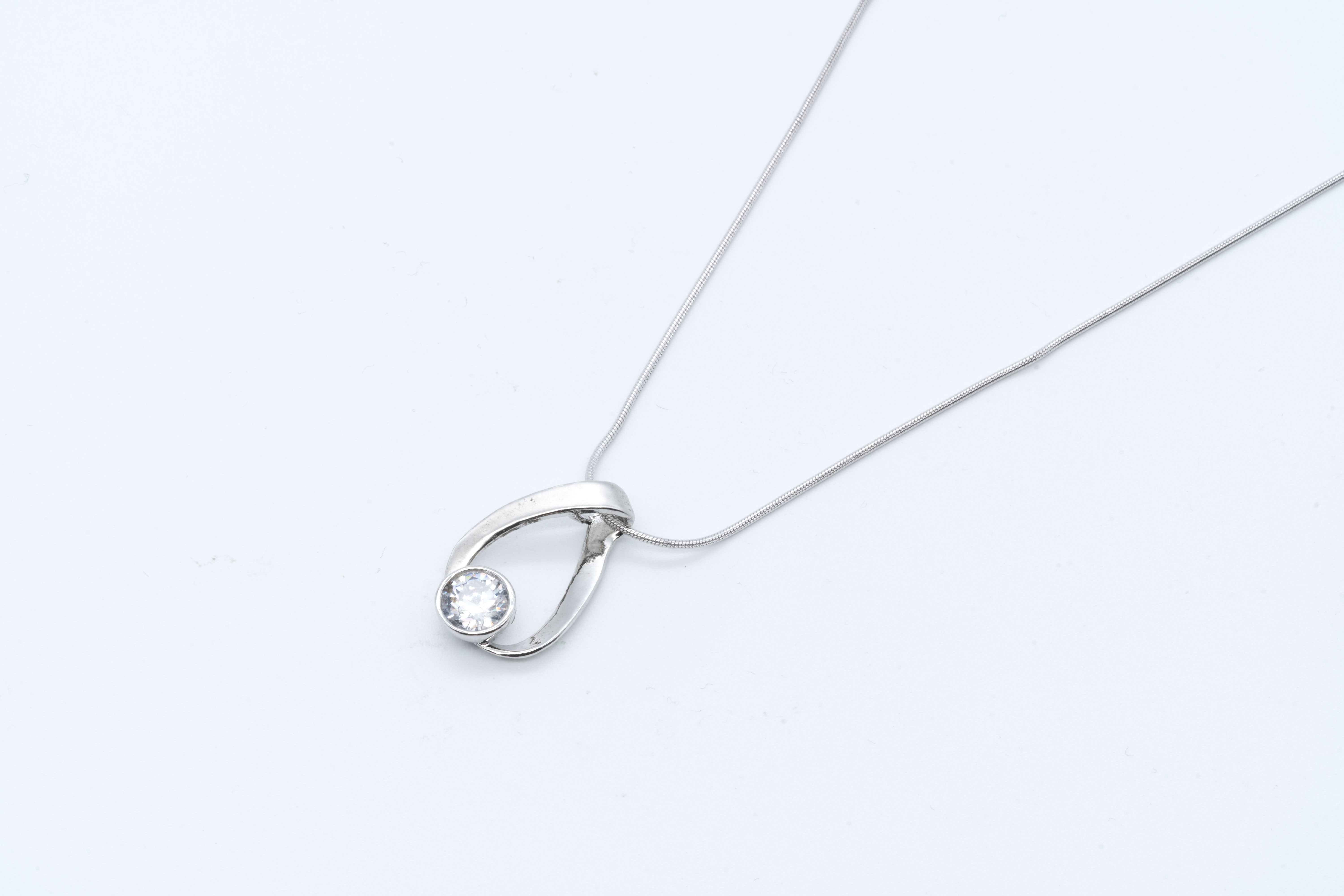 Elegant Teardrop Set