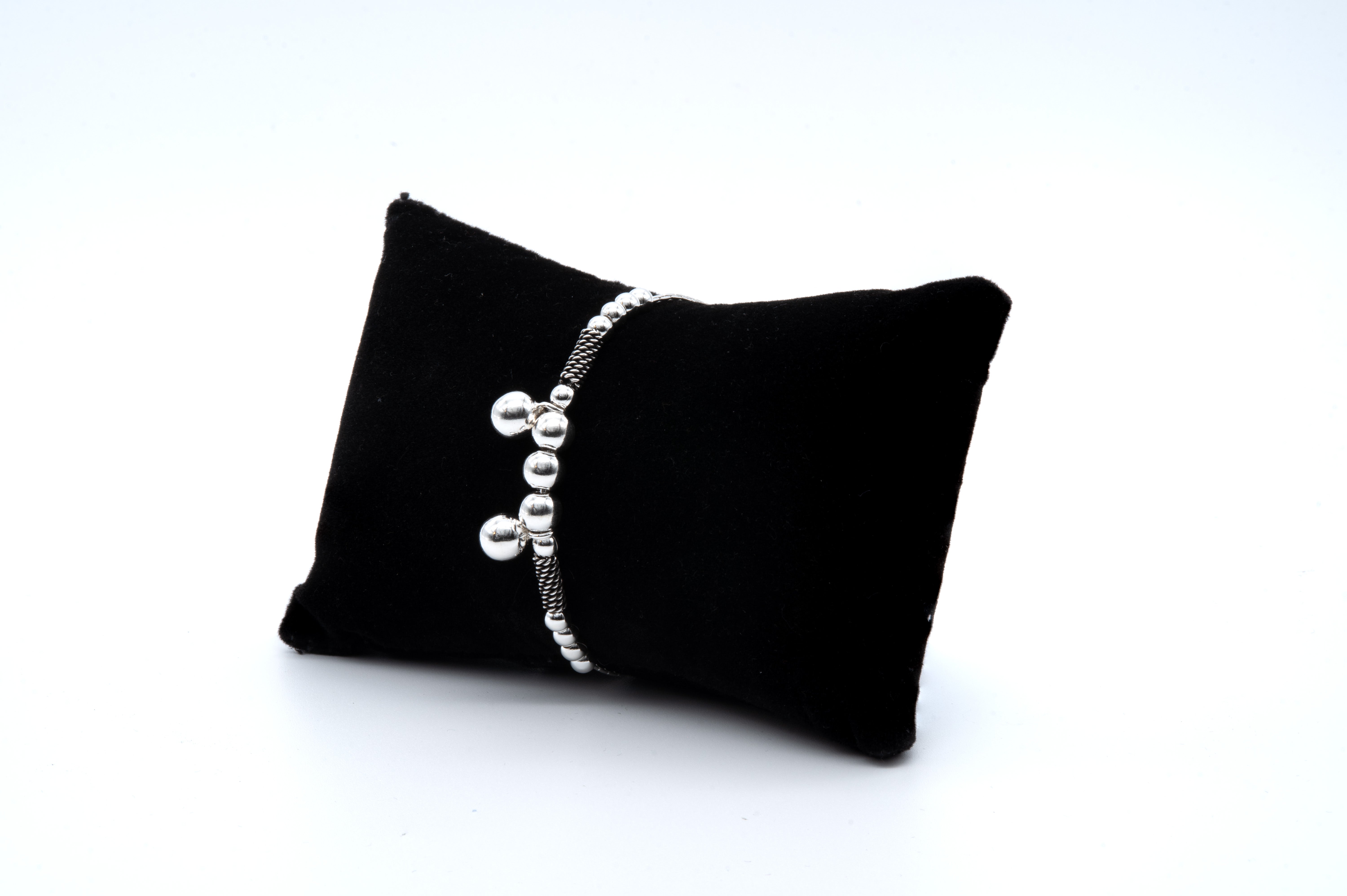 Shakti Bold Bead Silver Bracelet