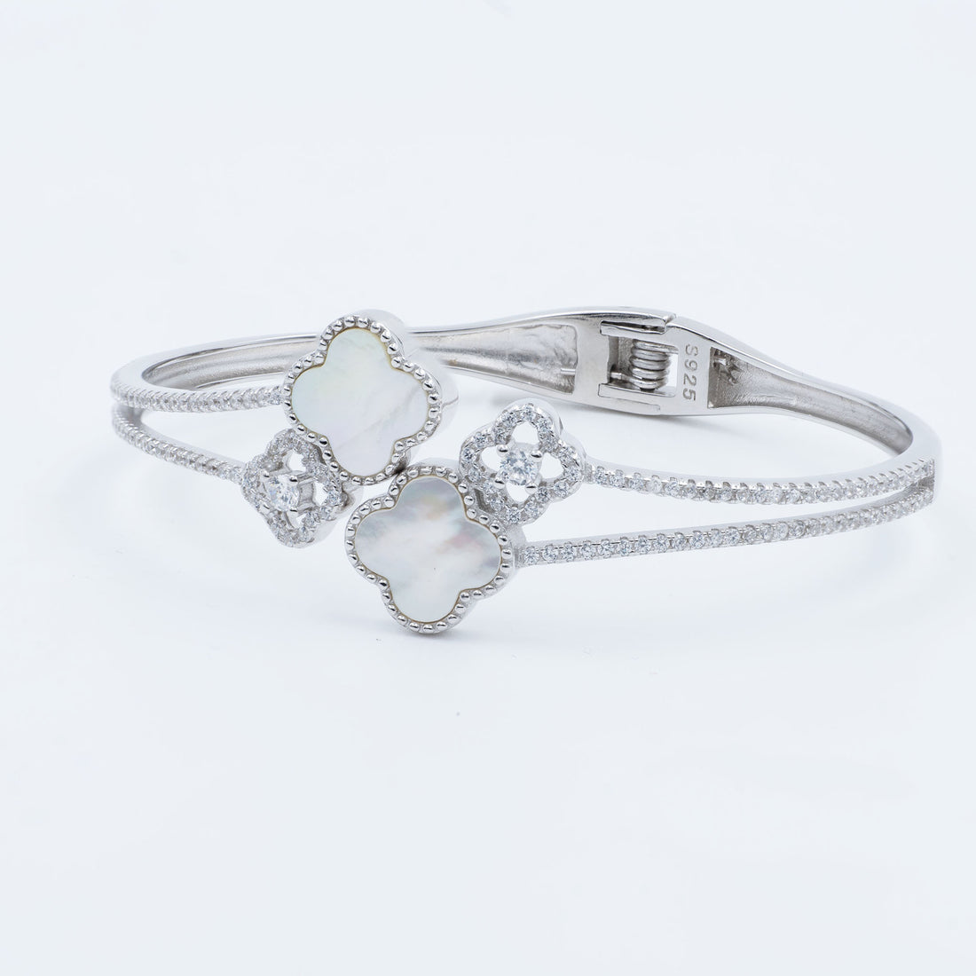 Shvet Chakra Bangle