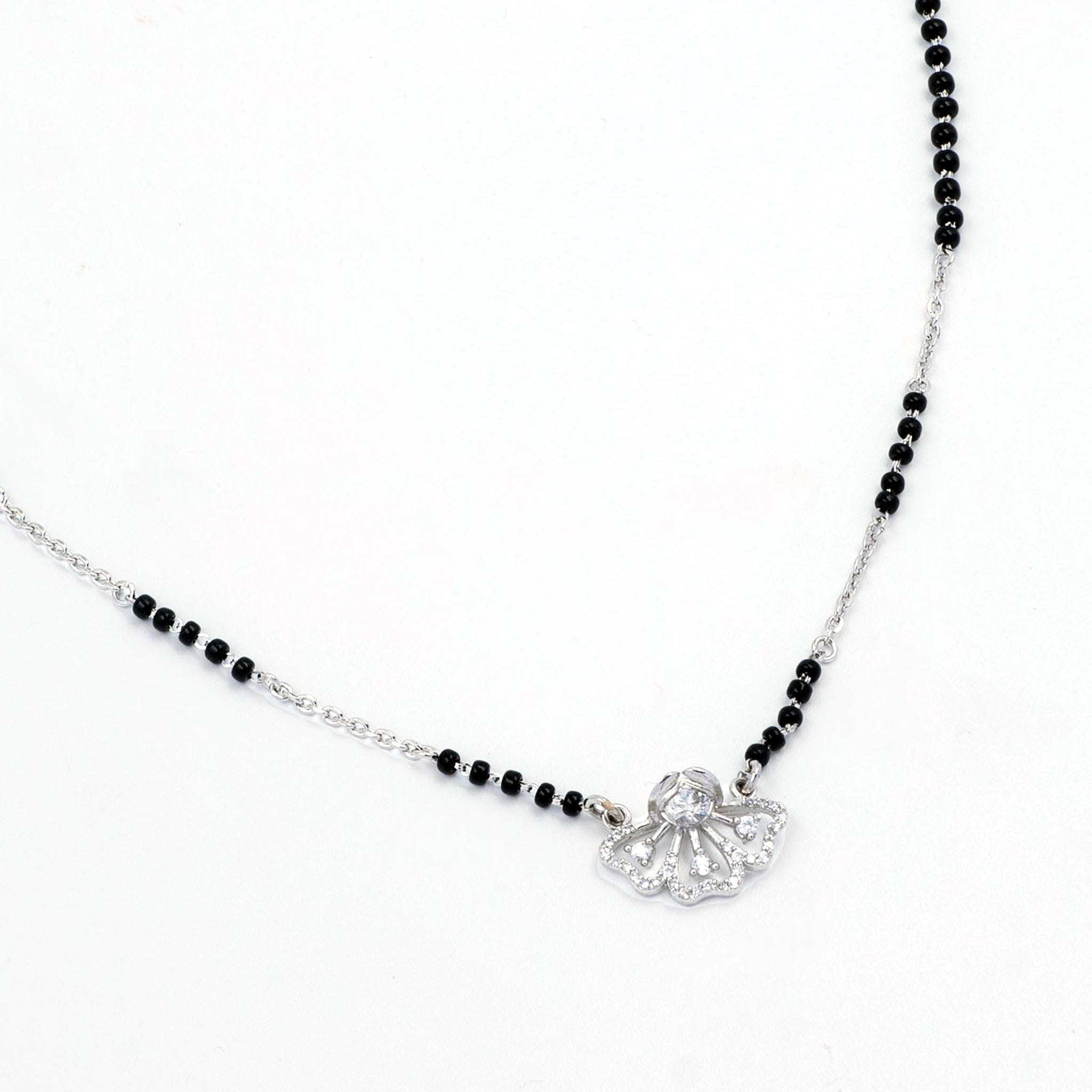 Fan Pendant Mangalsutra