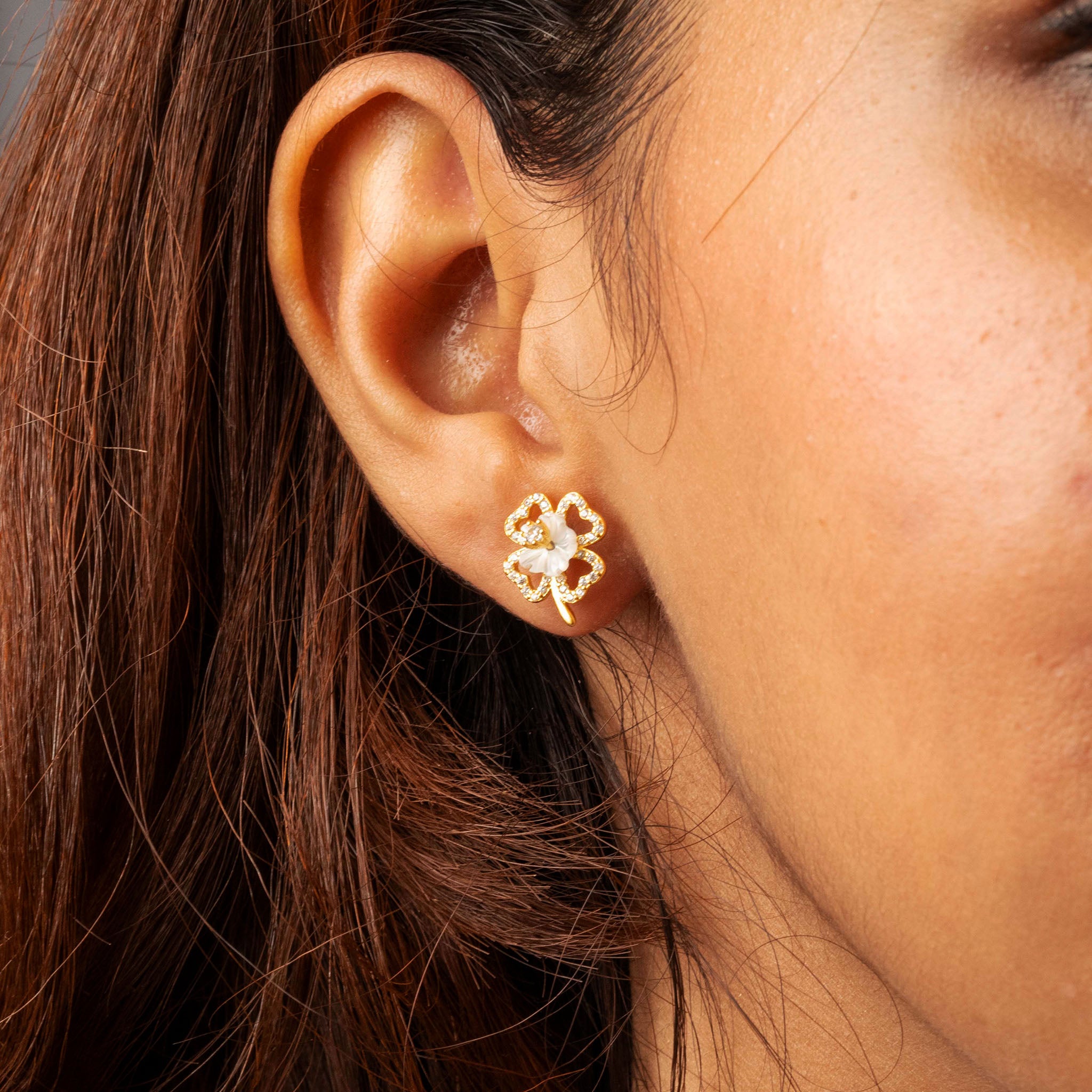 Floral Leaf Pendant Mangalsutra