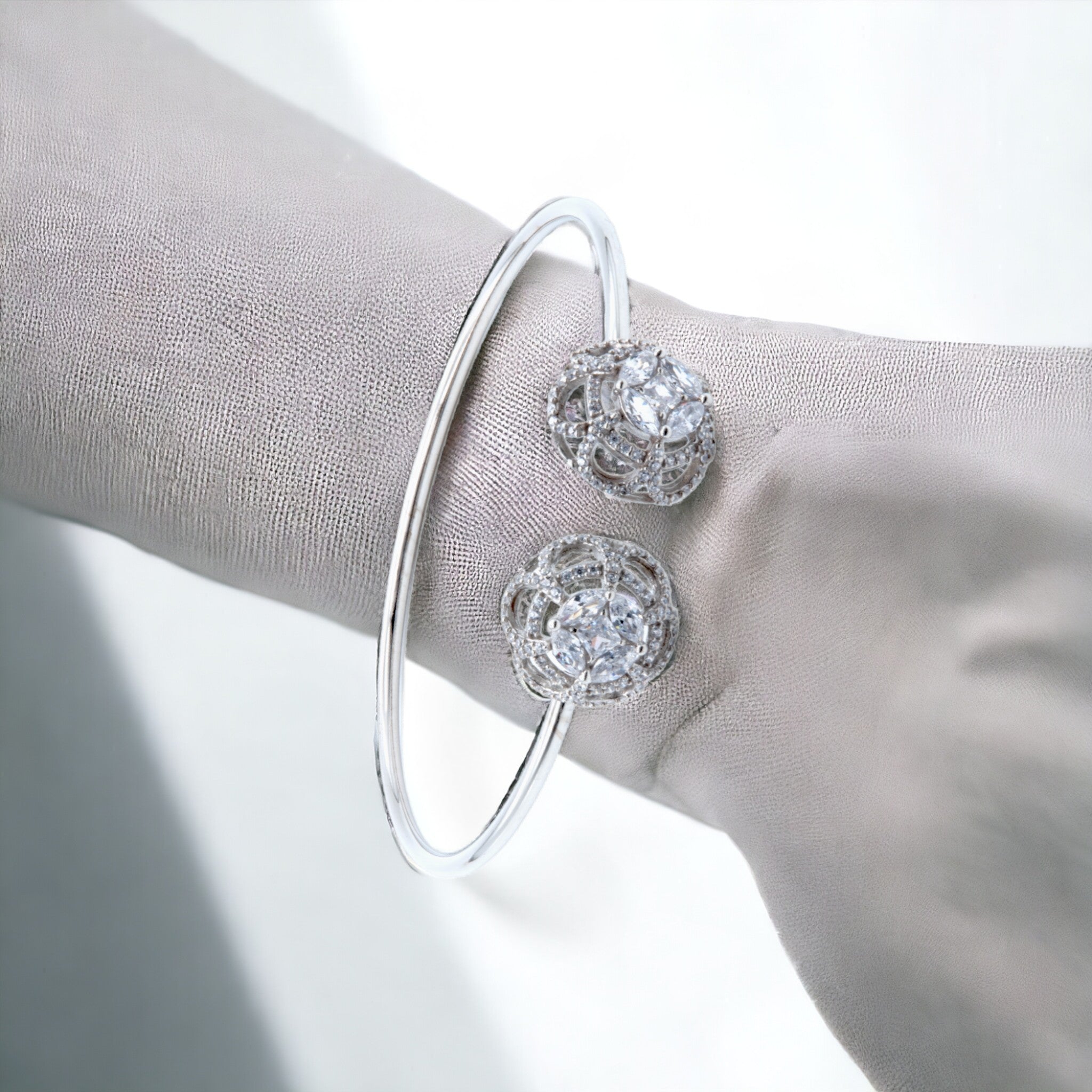 Radhika Twin Rose Bangle