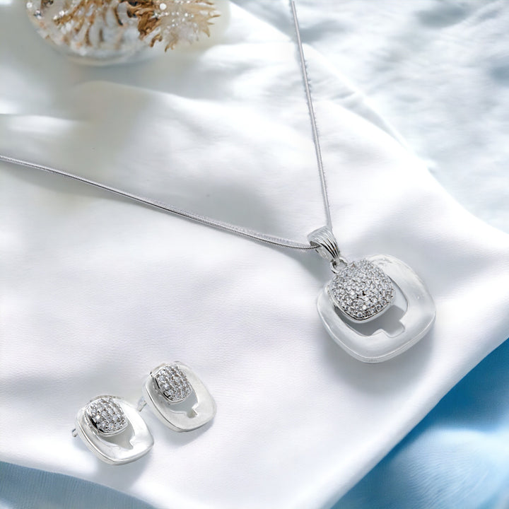 Modern Elegance Silver Set