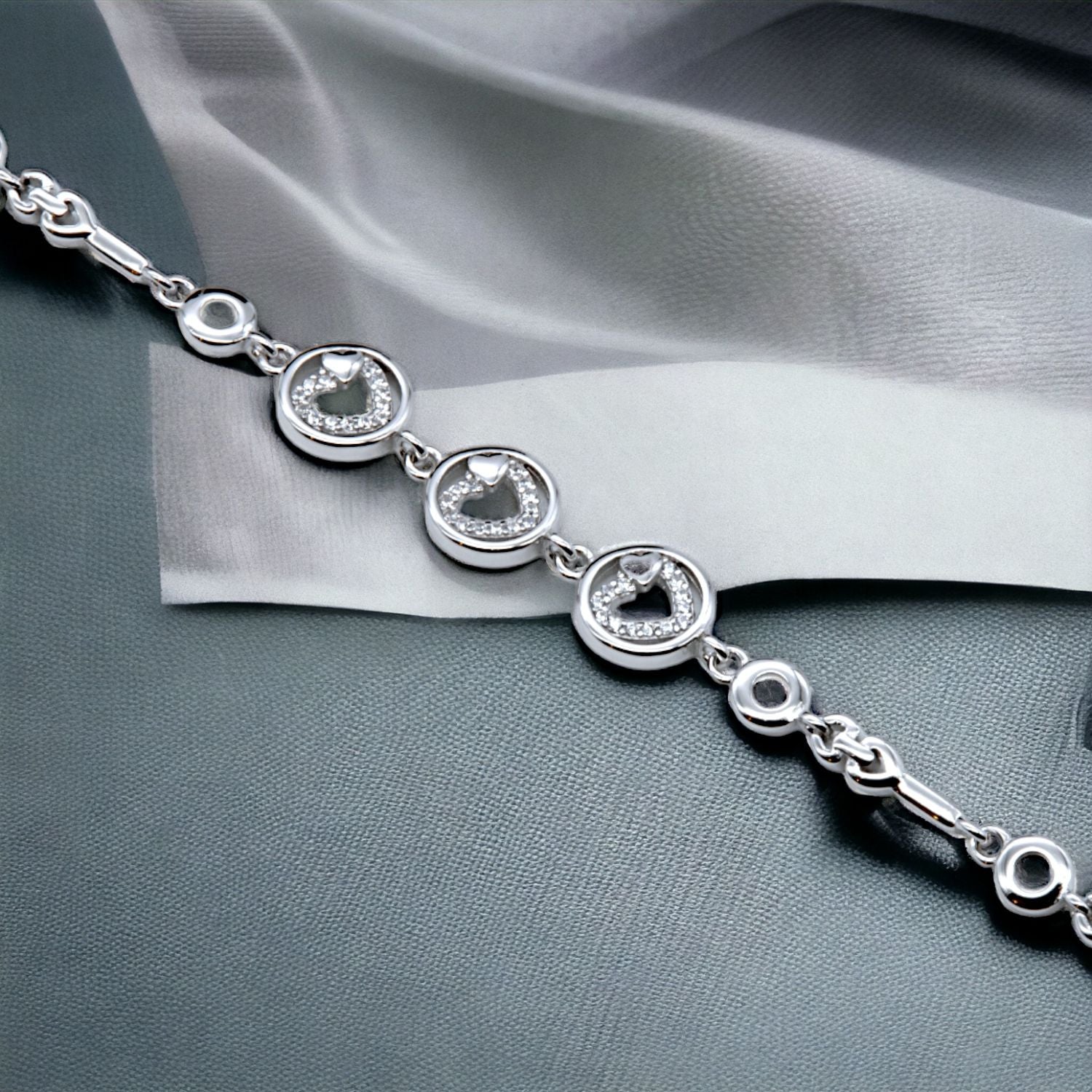 Circle of Elegance Bracelet