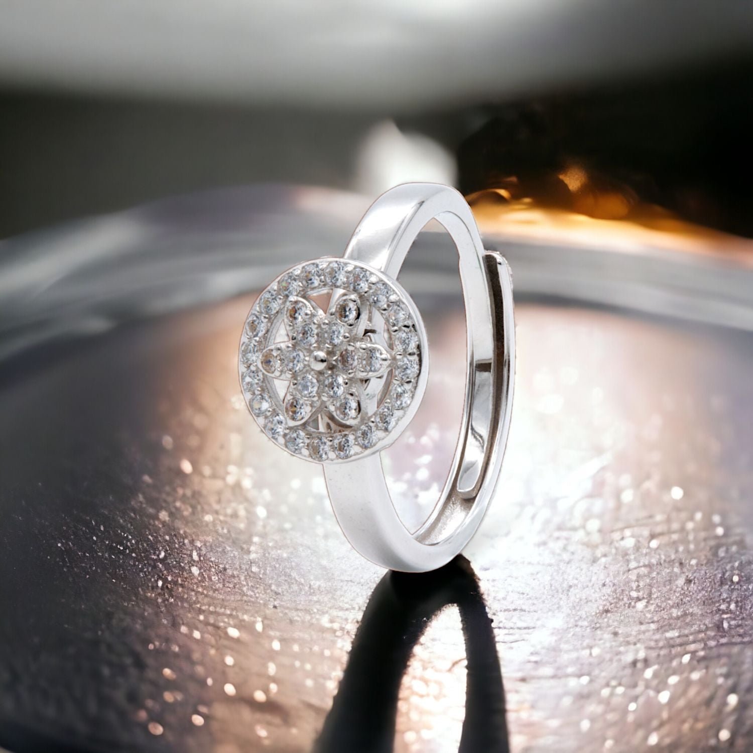 Daisy Halo Spinner Ring