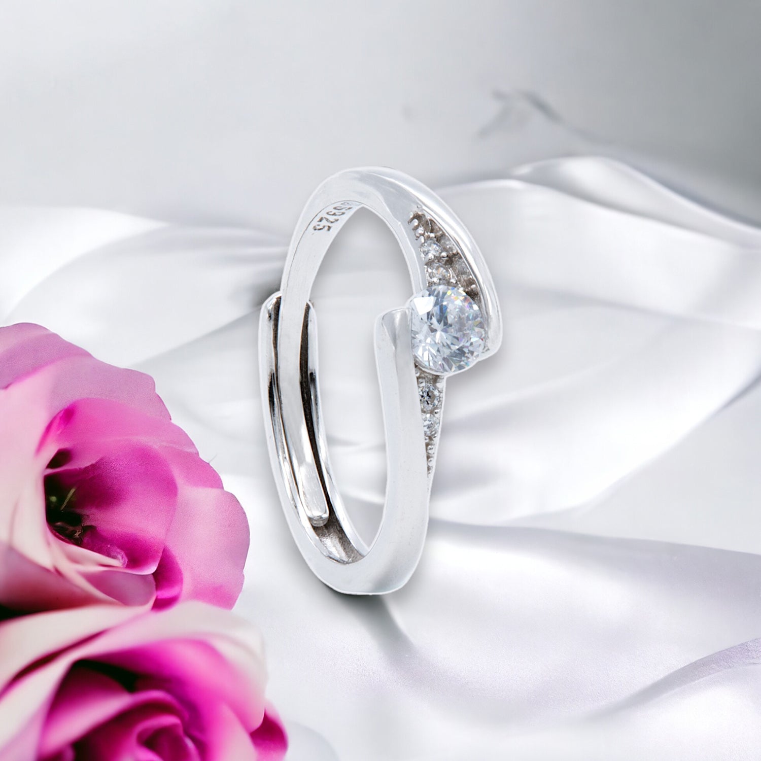 Modern Solitaire Twist Ring